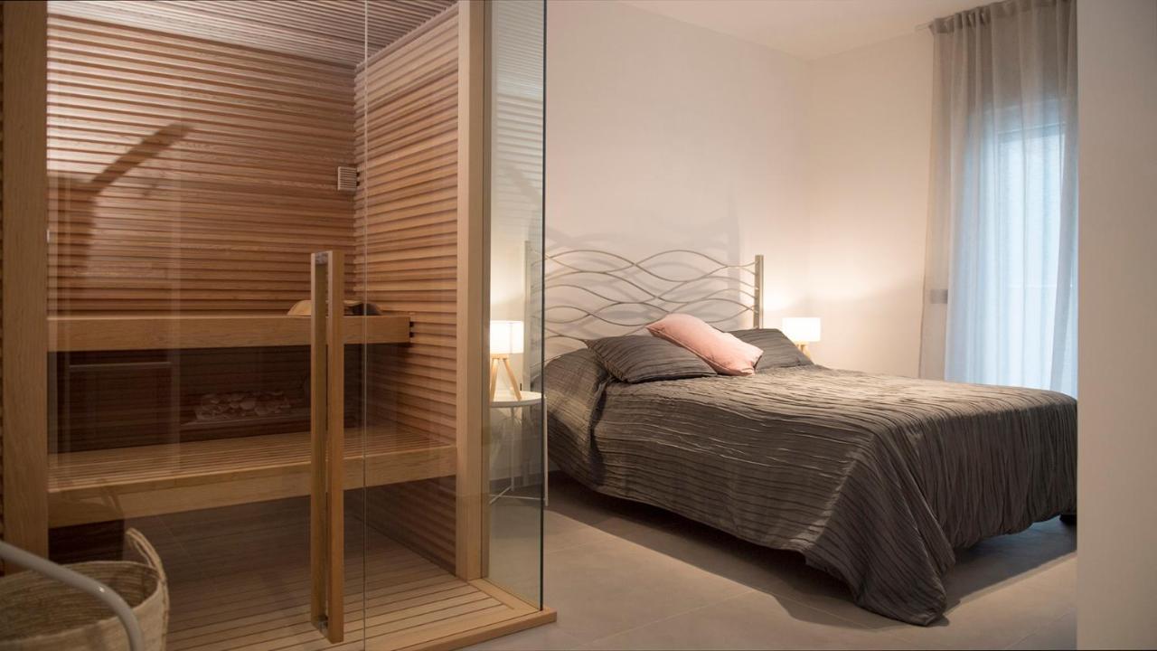 A casa di Ru, relax fronte mare con sauna Monopoli Exterior foto